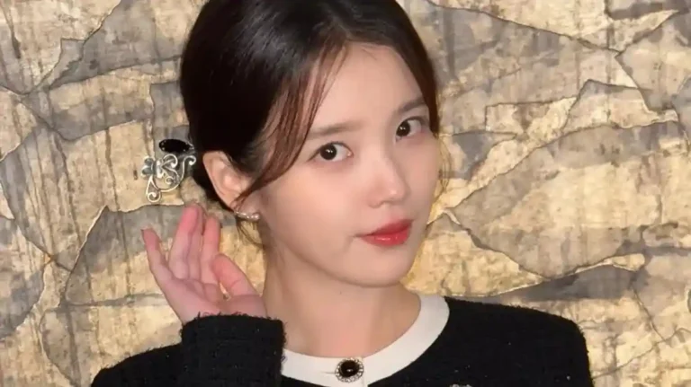 IU (Lee Ji-eun)
